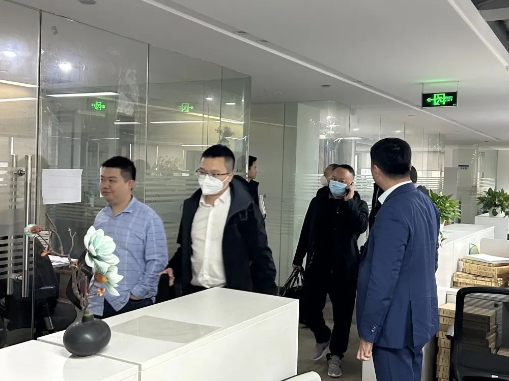 1691994504651838.jpg 5.jpg