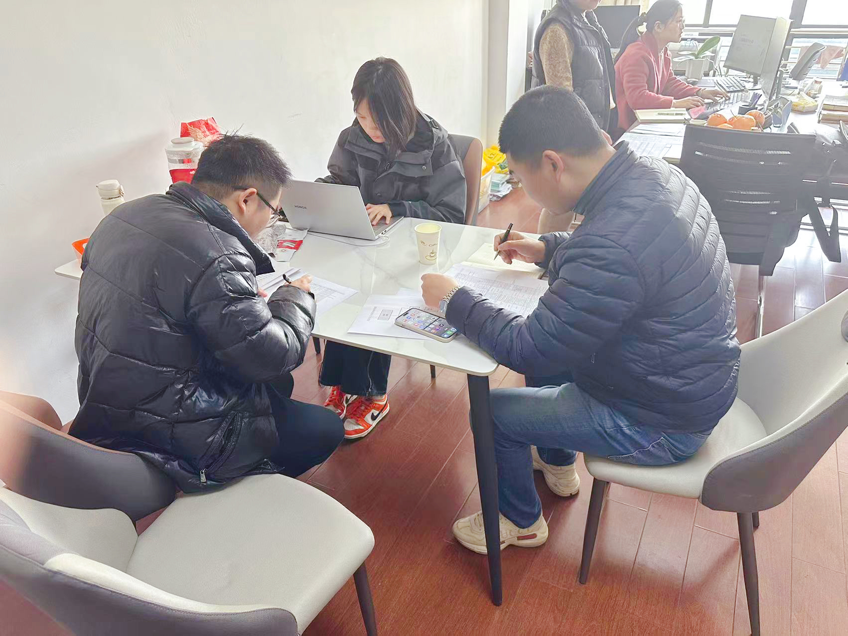 1710738304316199.jpg 10.jpg